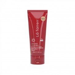 کرم ضد آفتاب و ضد لک SPF 40 لافارر مناسب پوست های خشک و معمولی حجم 40 میلی لیتر - برنز کرم ضد آفتاب و ضد لک SPF 40 لافارر مناسب پوست های خشک و معمولی حجم 40 میلی لیتر - برنز
