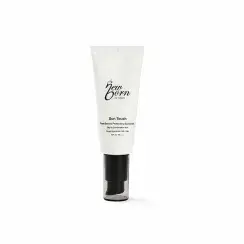 کرم ضد آفتاب بی رنگ نیو برن مناسب پوست چرب و مختلط SPF 50